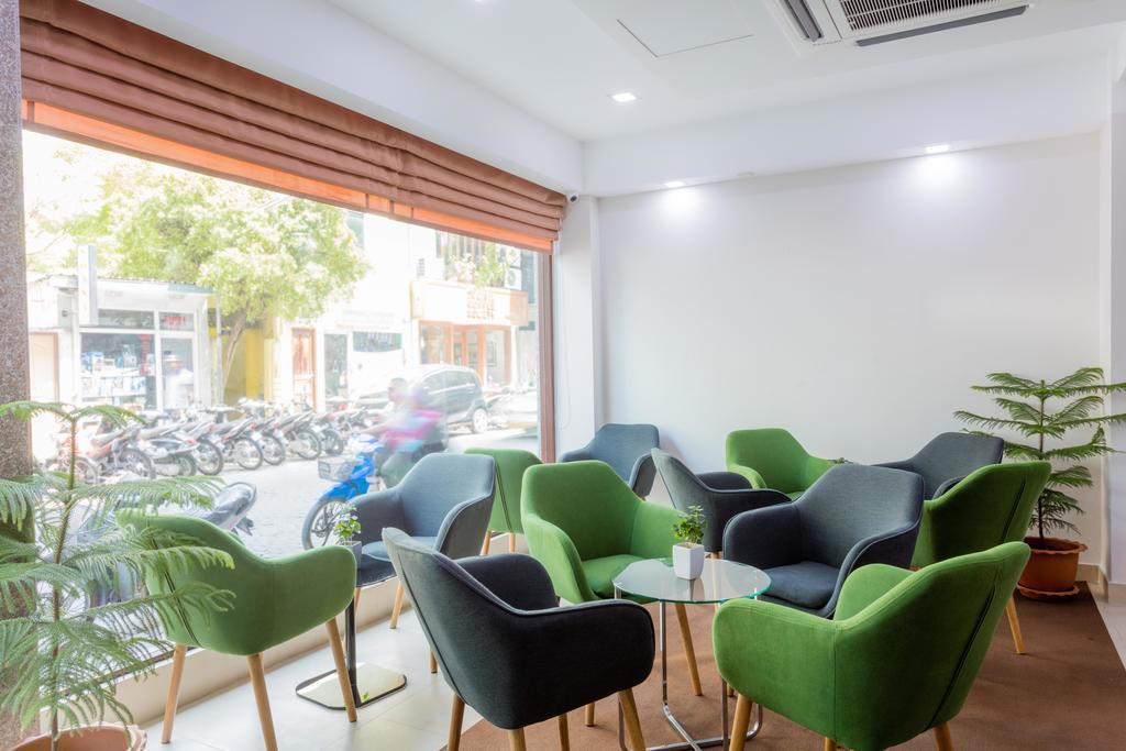 Novina Hotel Malé Eksteriør billede