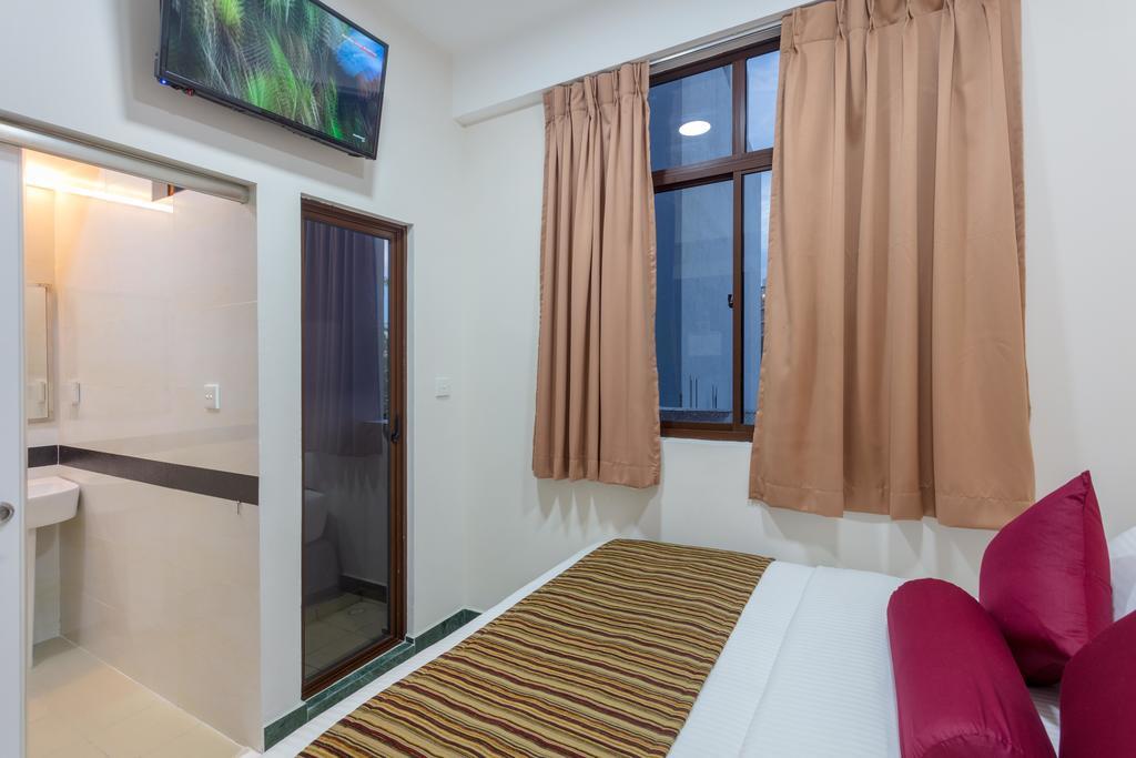 Novina Hotel Malé Eksteriør billede