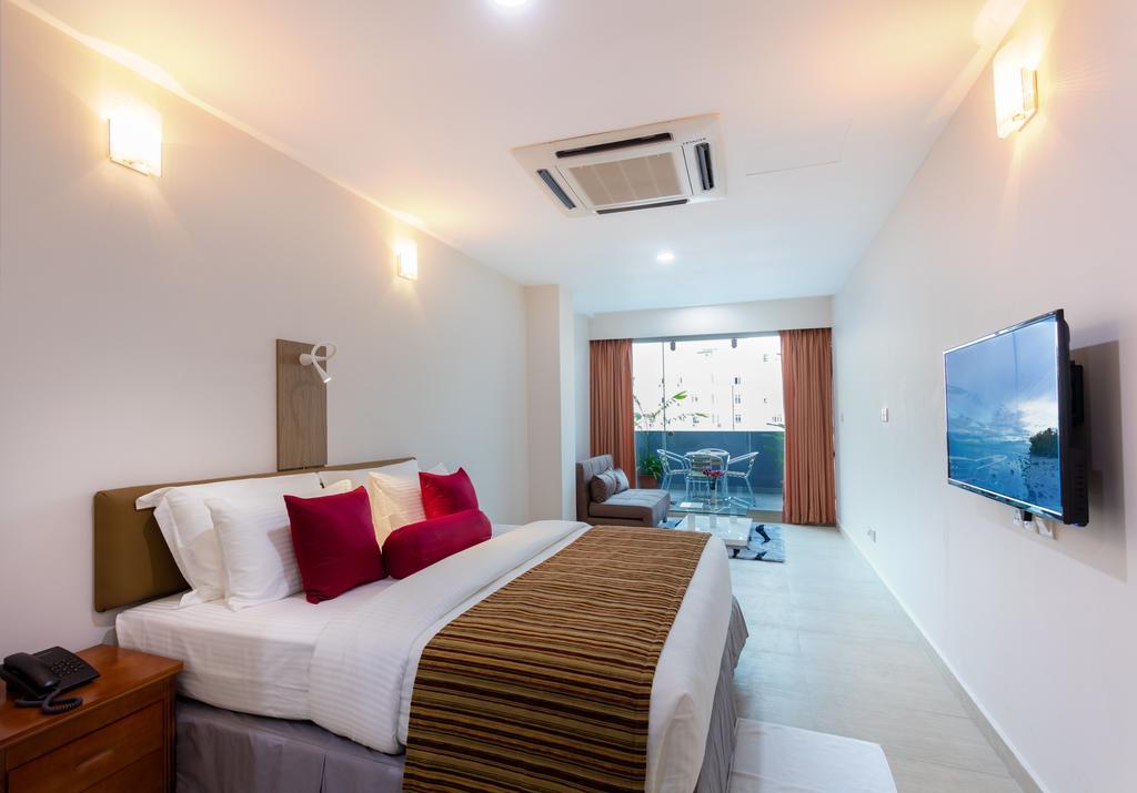 Novina Hotel Malé Eksteriør billede
